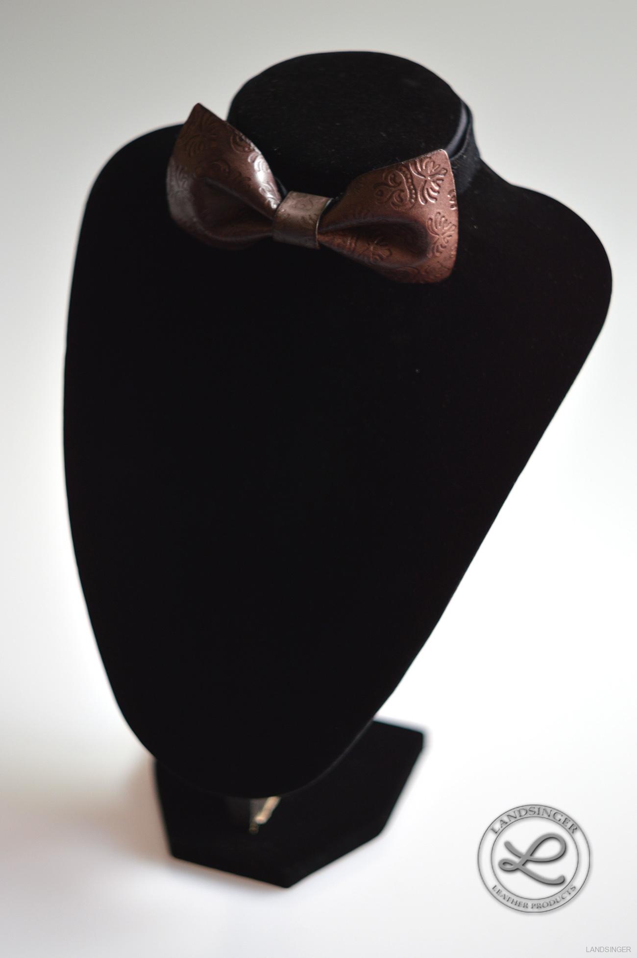 Kožený motýlek - retro 