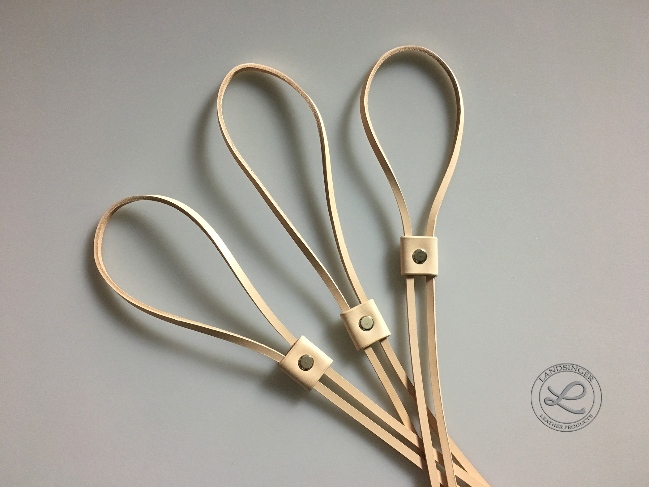 Stahovací řemínek na kabelku