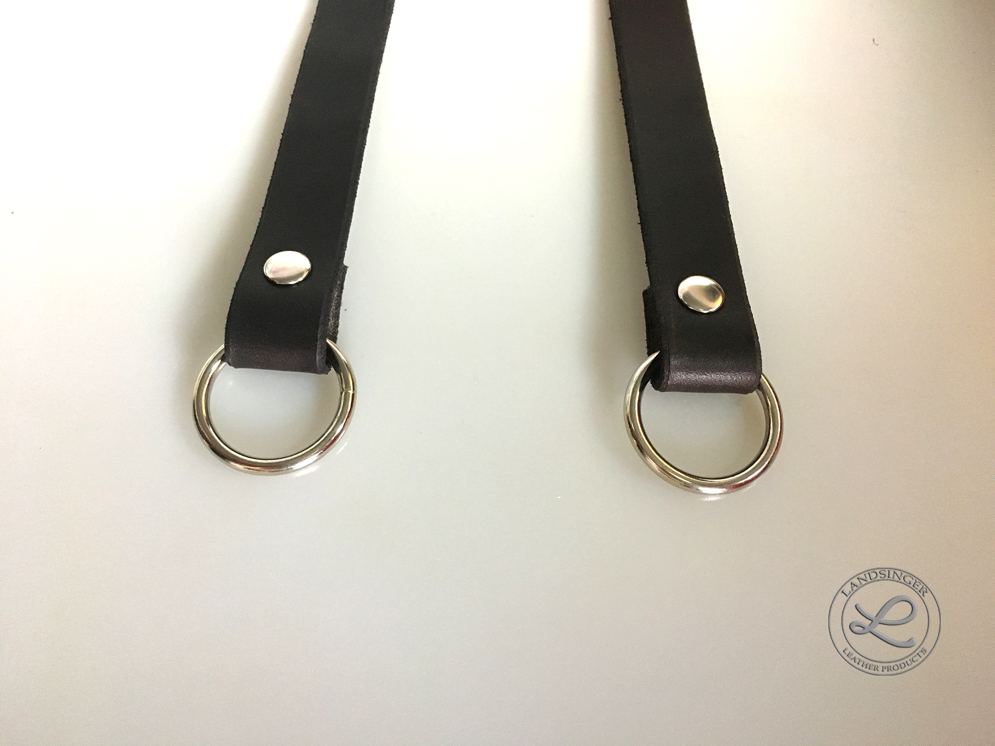 Kožená ucha s kroužkem - polotovar na kabelku