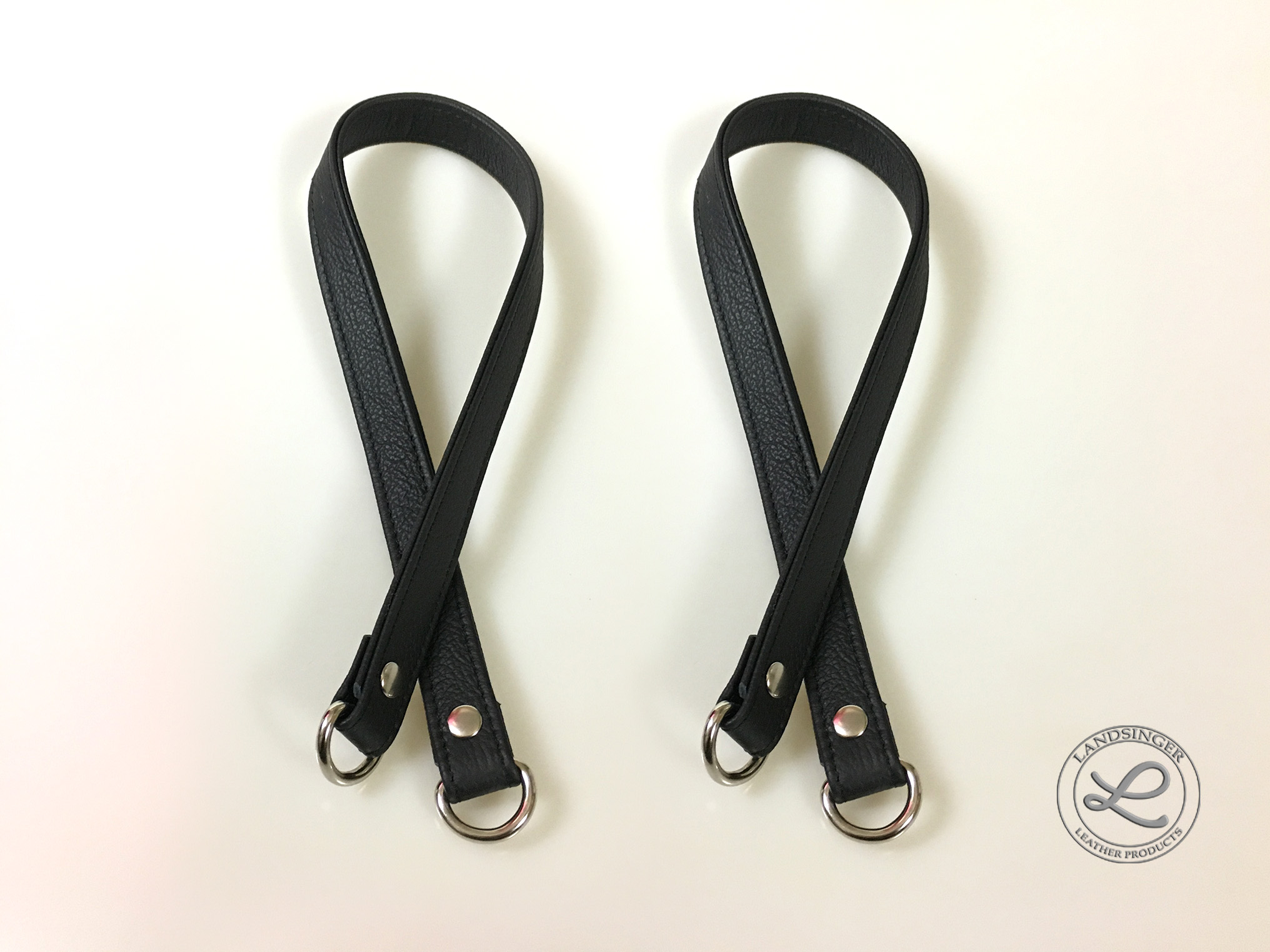 Kožená ucha černá "LAHTON" s polokroužkem na kabelku