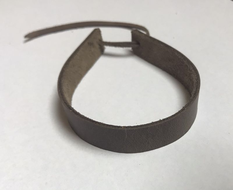 Kožený náramek - tmavě hnědý