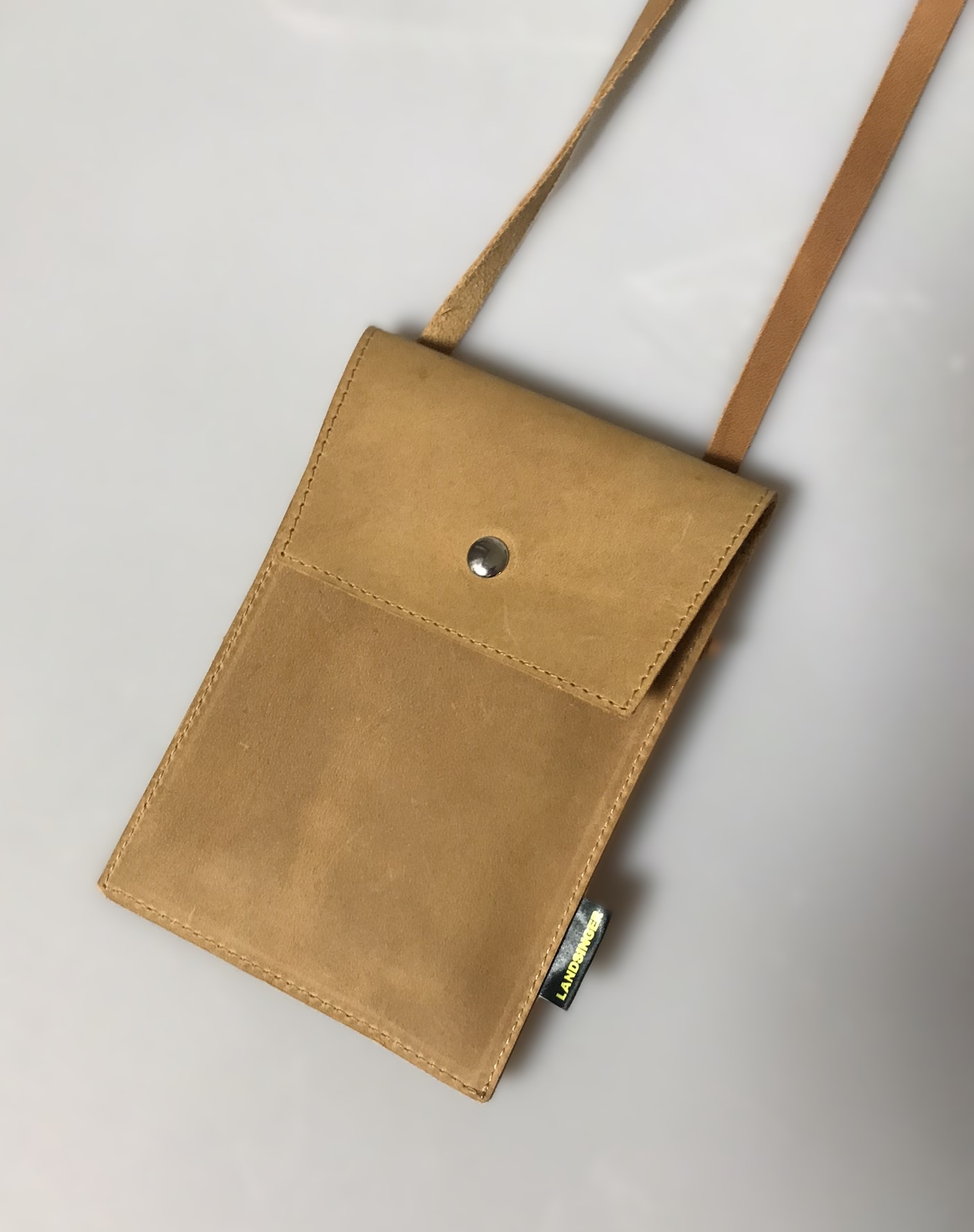 Kožené pouzdro na mobil Sinai