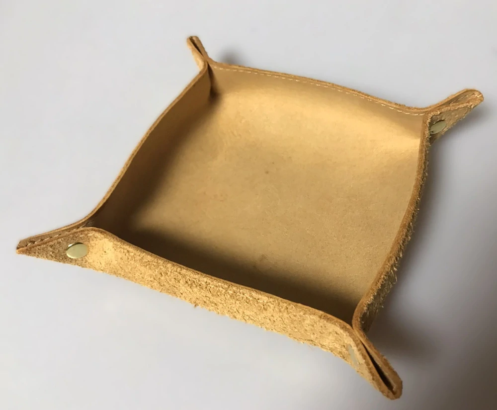 Kožená miska Sinai