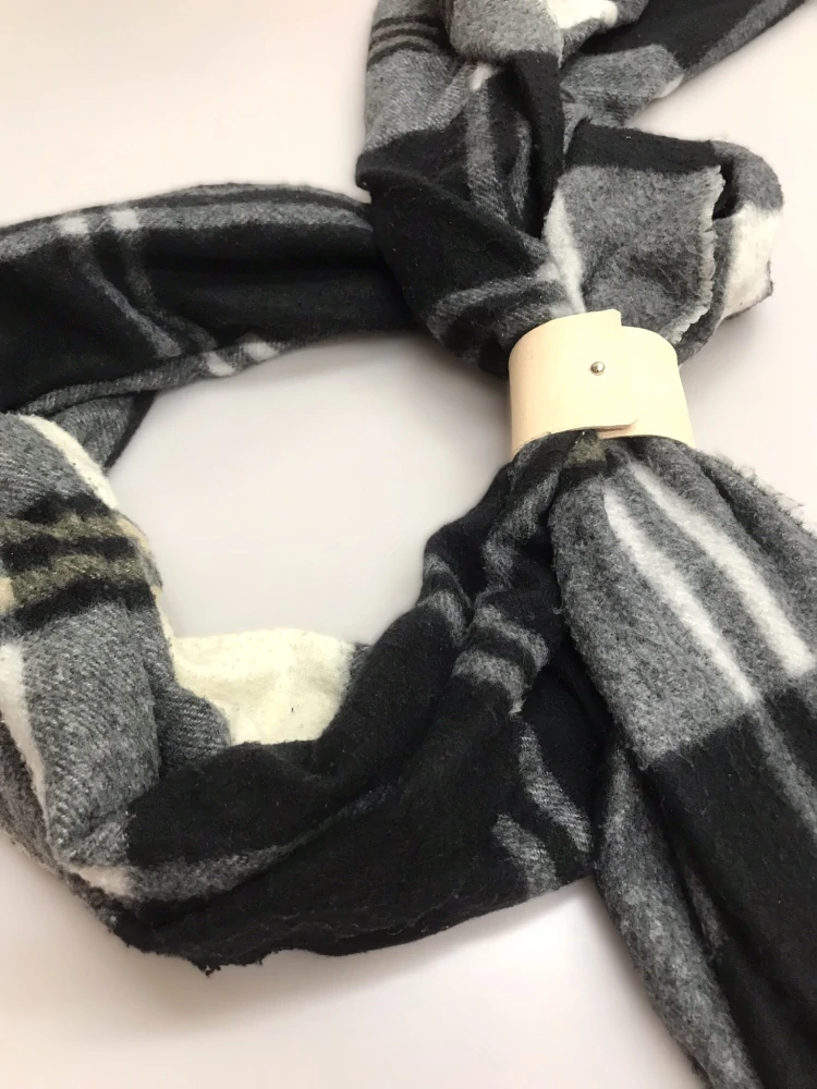 Kožená spona na šátek, šálu Classic 3 cm