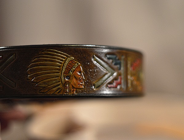 Kožený obojek - zdobený indián