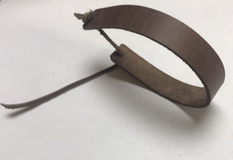 Kožený náramek - tmavě hnědý