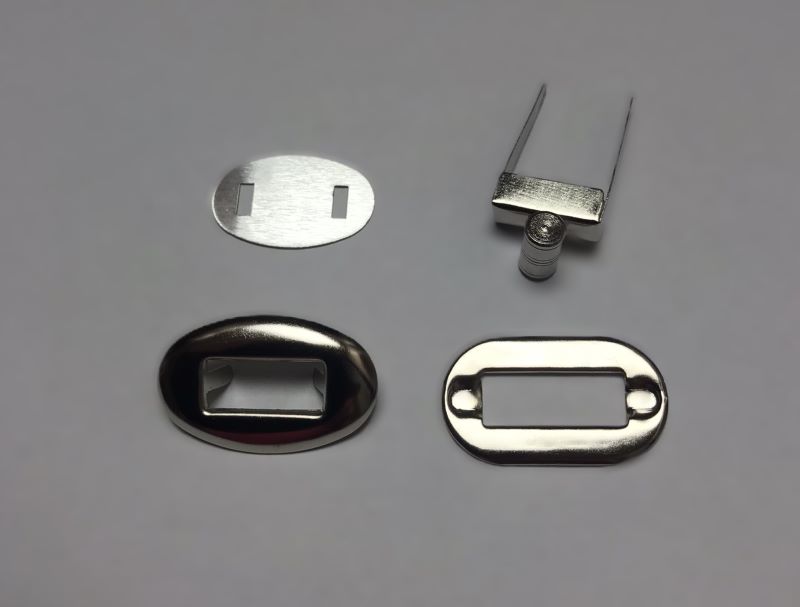 Zapínání na kabelku otočné 20 x 32 mm