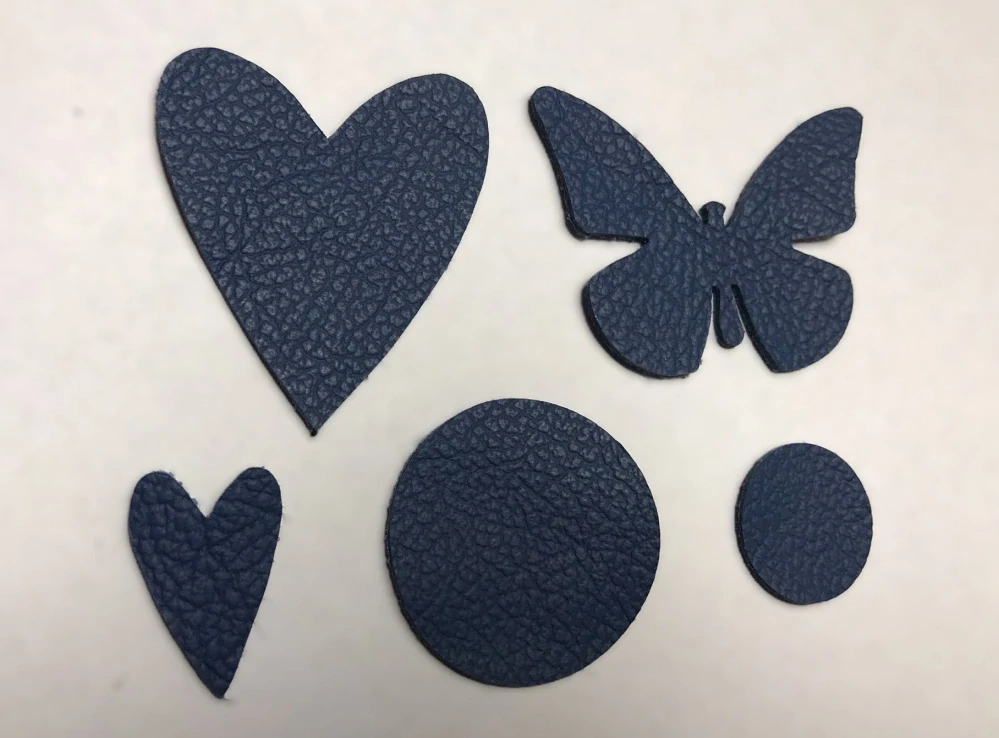 Kožené motýl, srdce, kolečko modré " Lahton" 