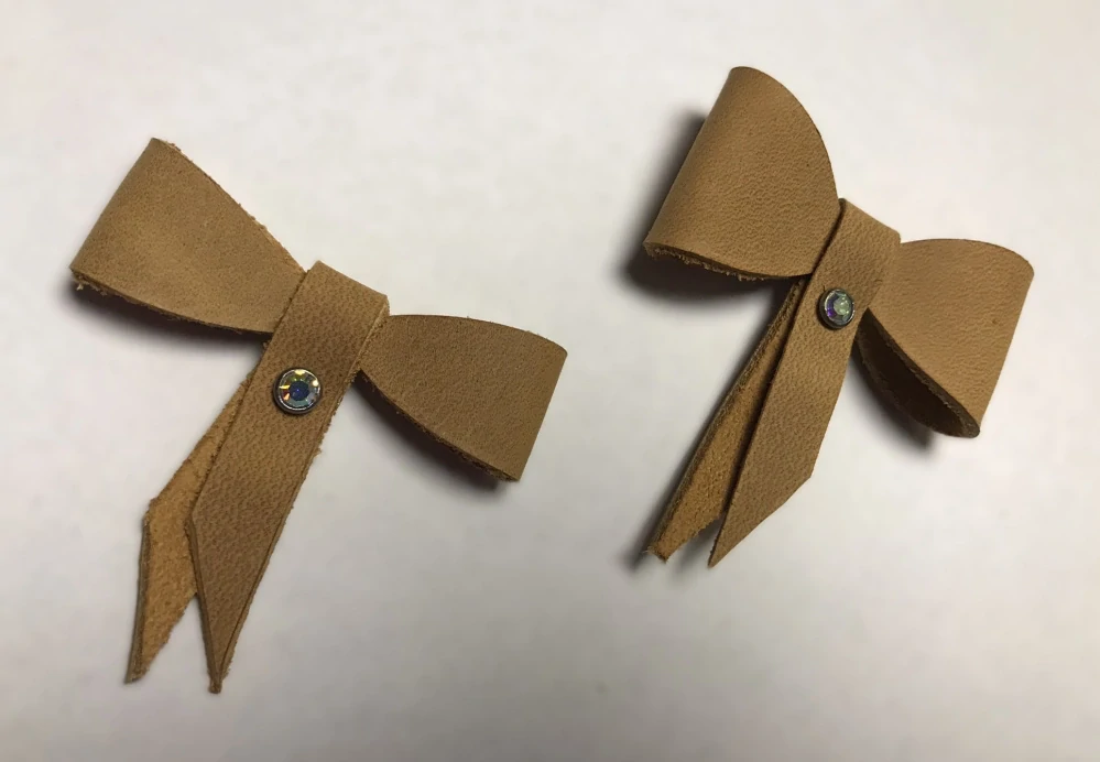 Kožená mašle Sinai