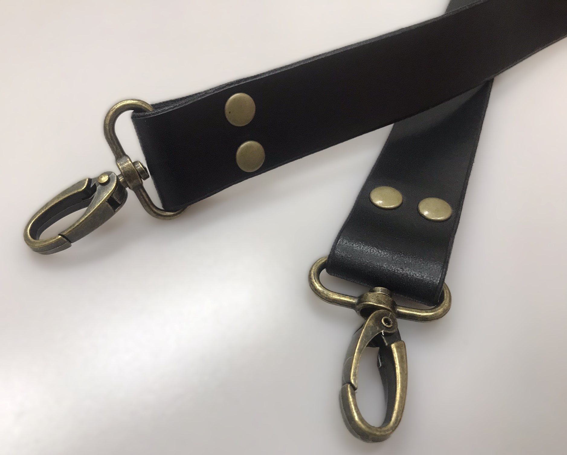 Kožený klasický popruh 3 cm černý - polotovar