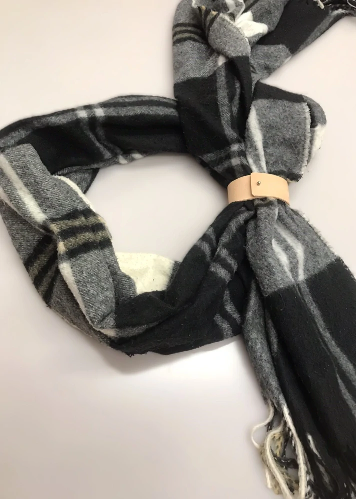 Kožená spona na šátek, šálu Classic 2 cm