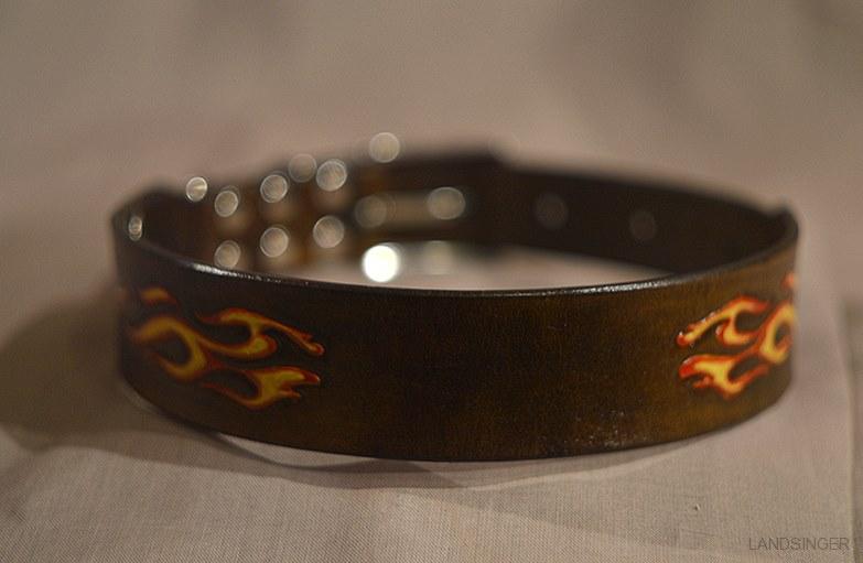 KOŽENÝ OBOJEK - ZDOBENÝ OHEŇ