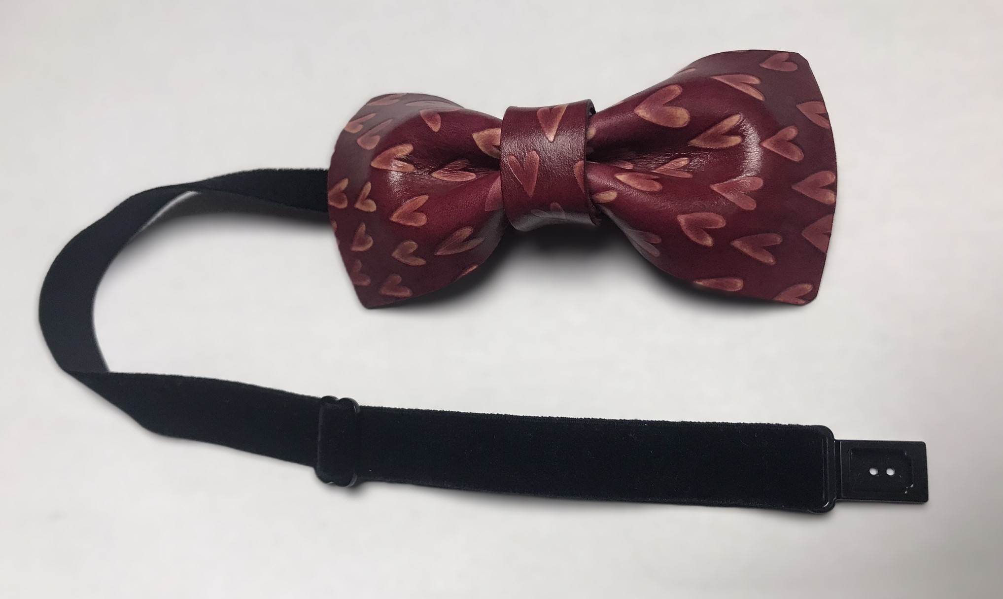 Kožený motýlek - srdce