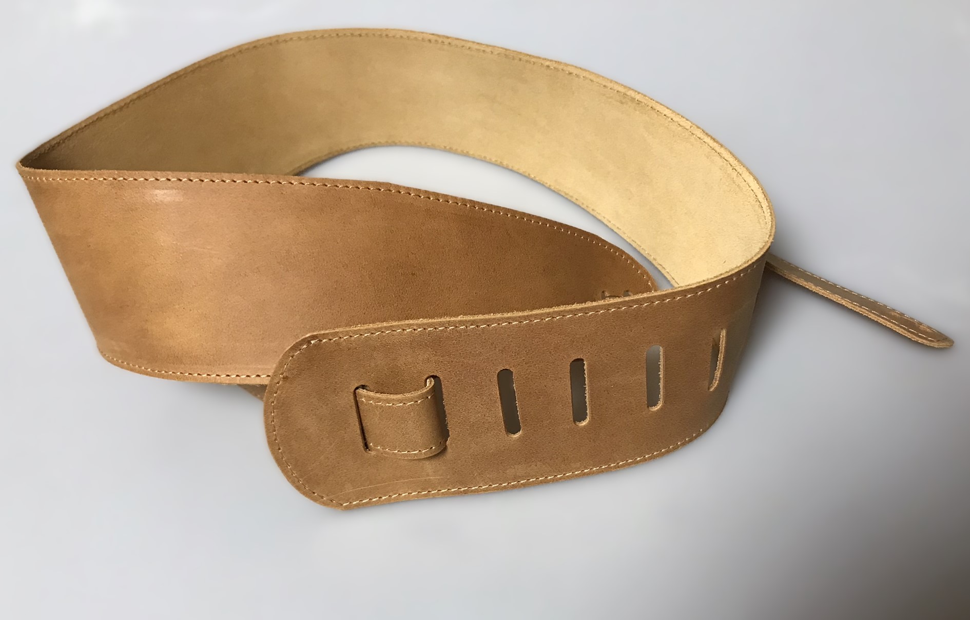 Kožený popruh na kytaru béžový