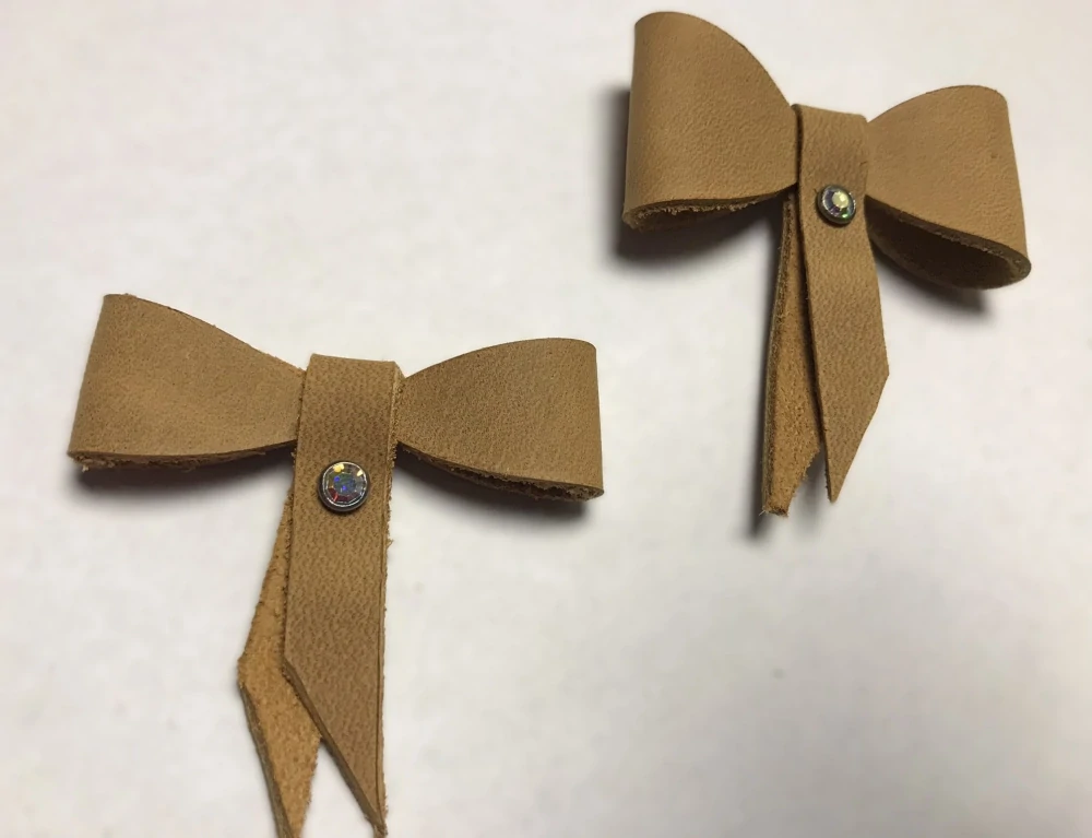 Kožená mašle Sinai