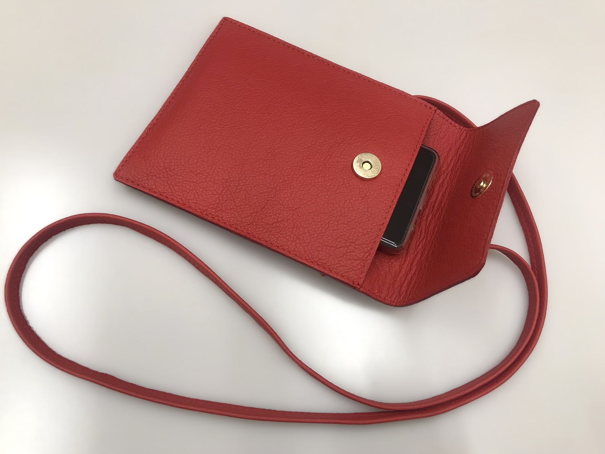 Kožené pouzdro na mobil Lahton červené