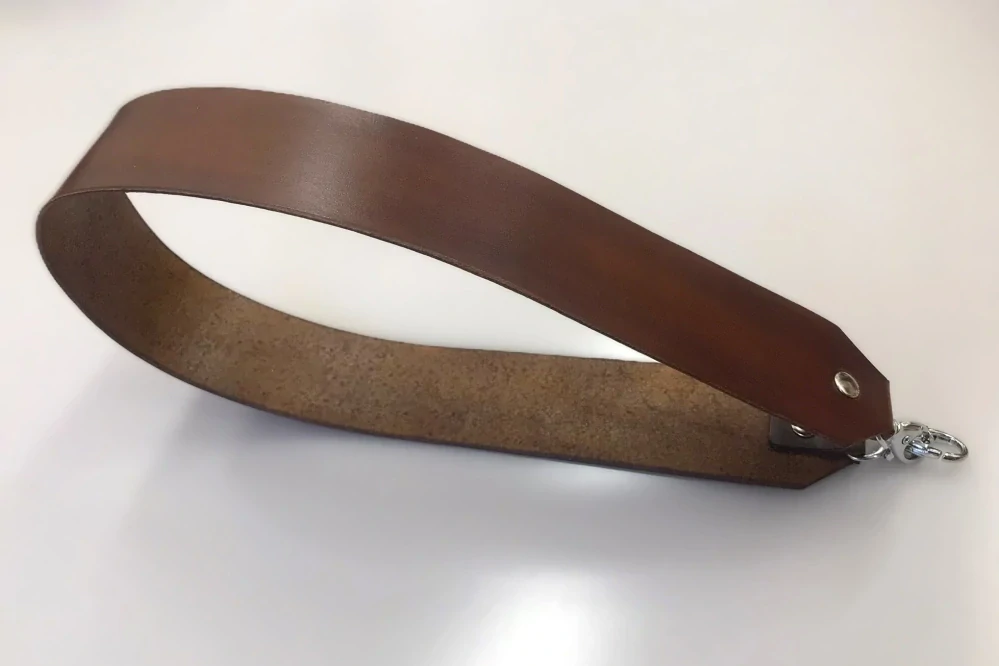 Kožený popruh, řemen 4 cm