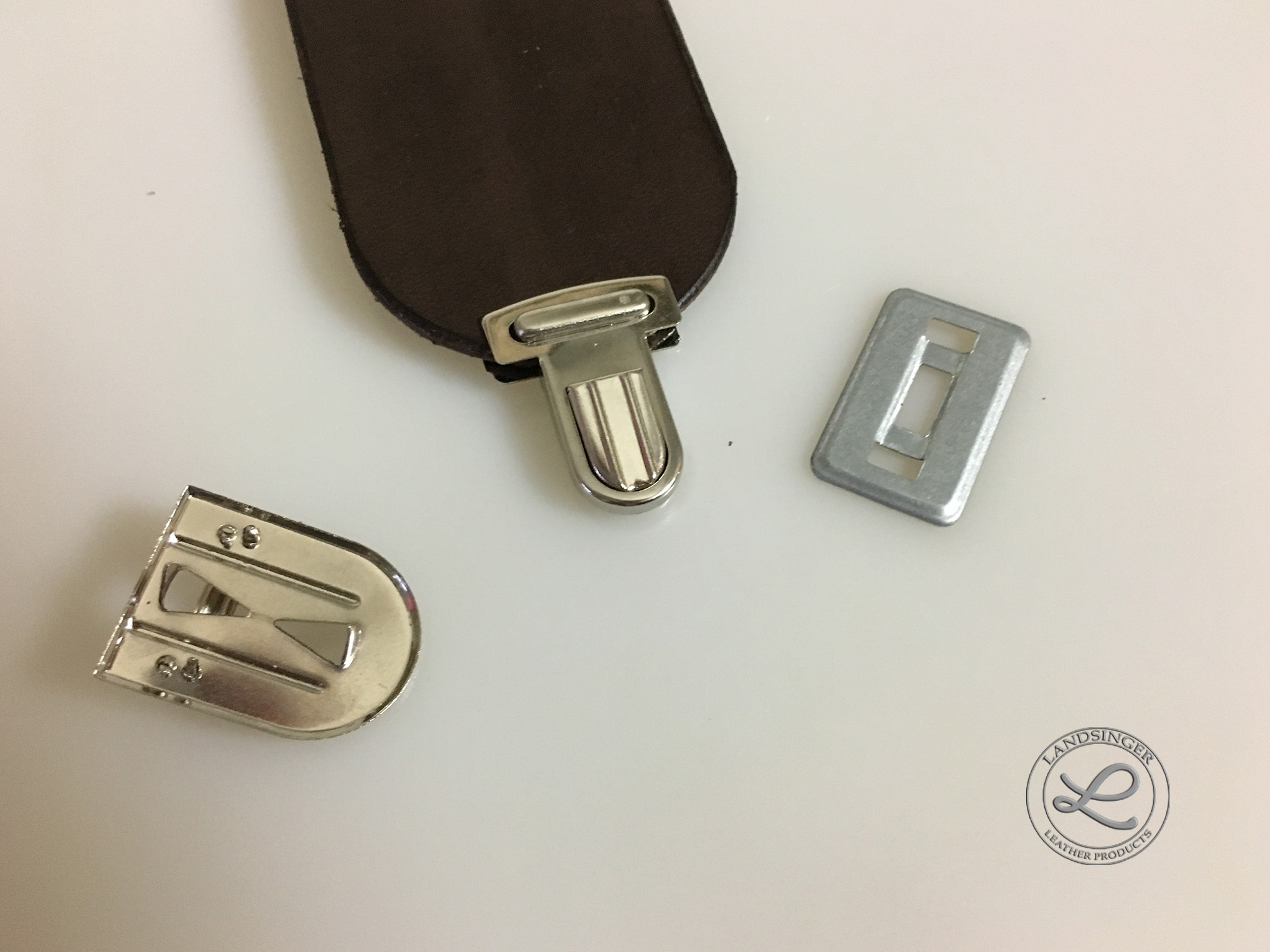 Kožené kabelkové zapínání - aktovkové 