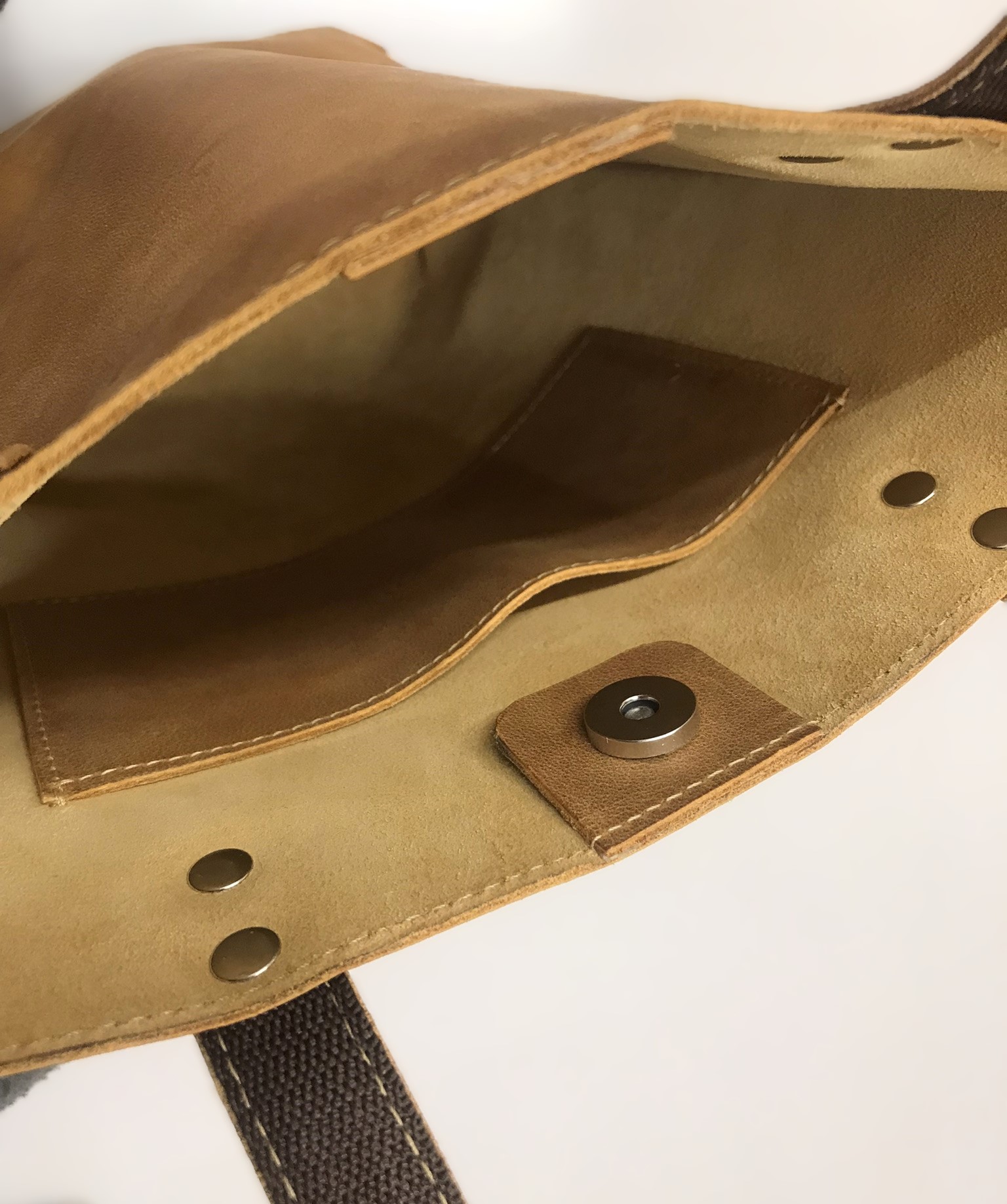 Kožená dámská kabelka Synai