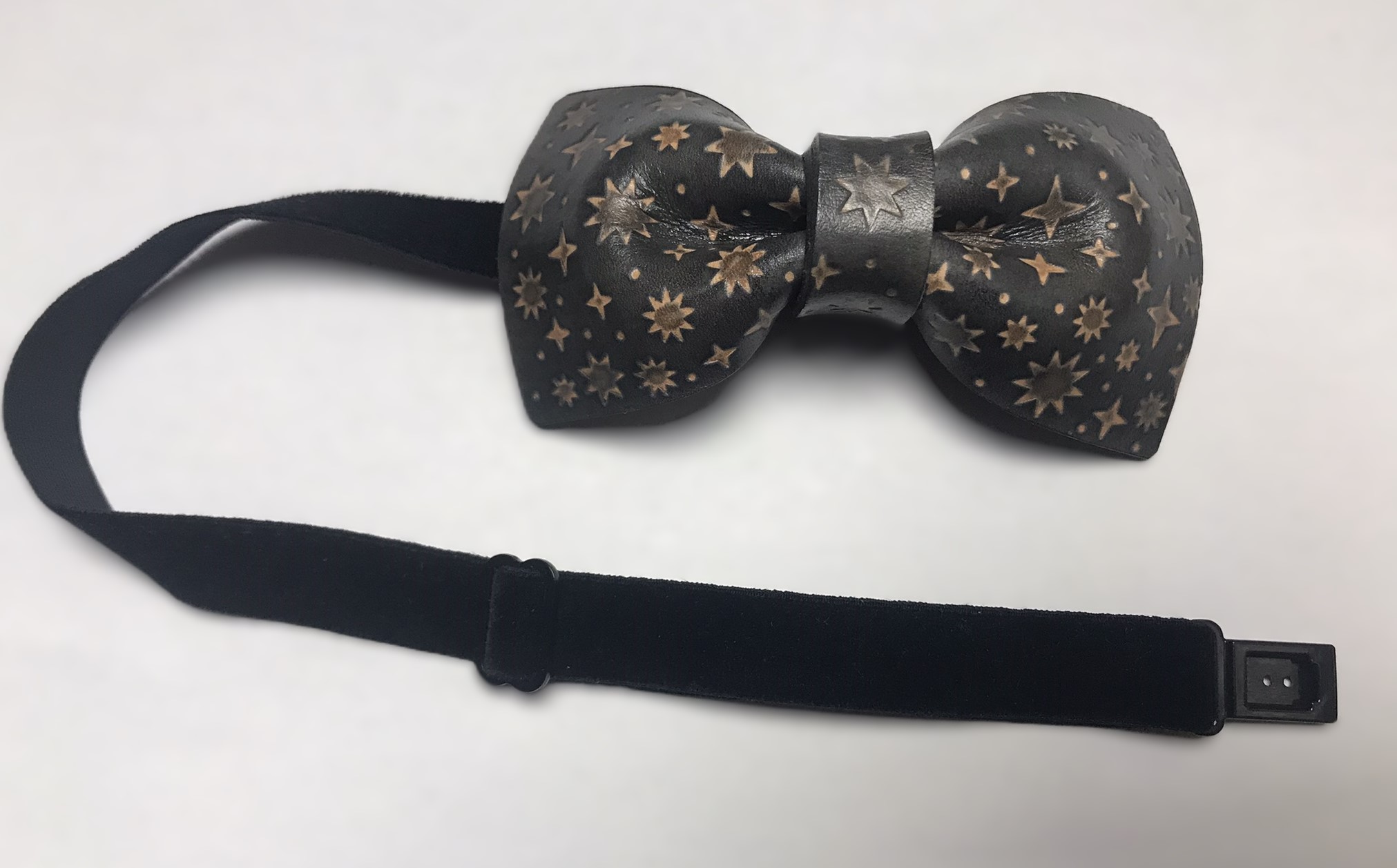 Kožený motýlek hvězdy