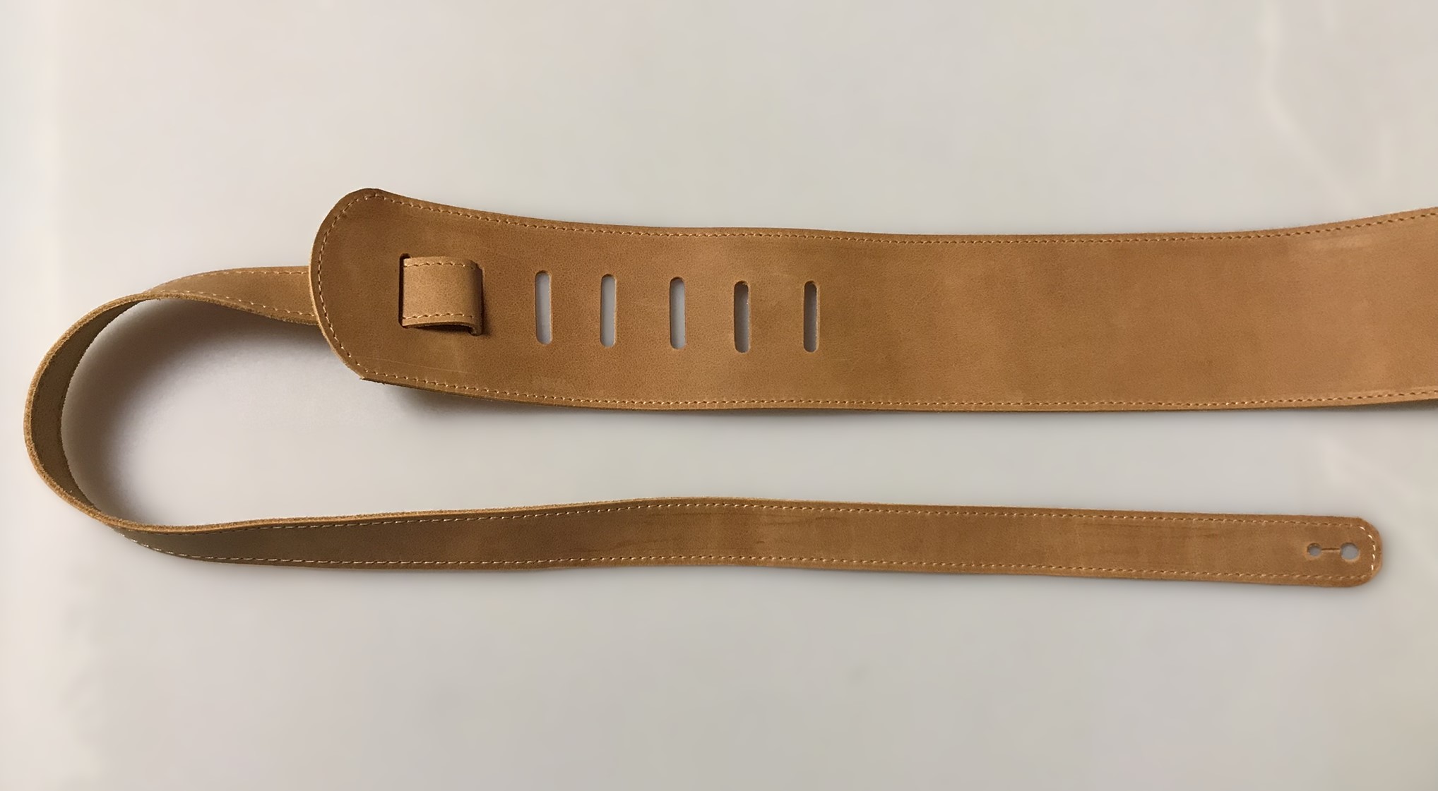 Kožený popruh na kytaru béžový