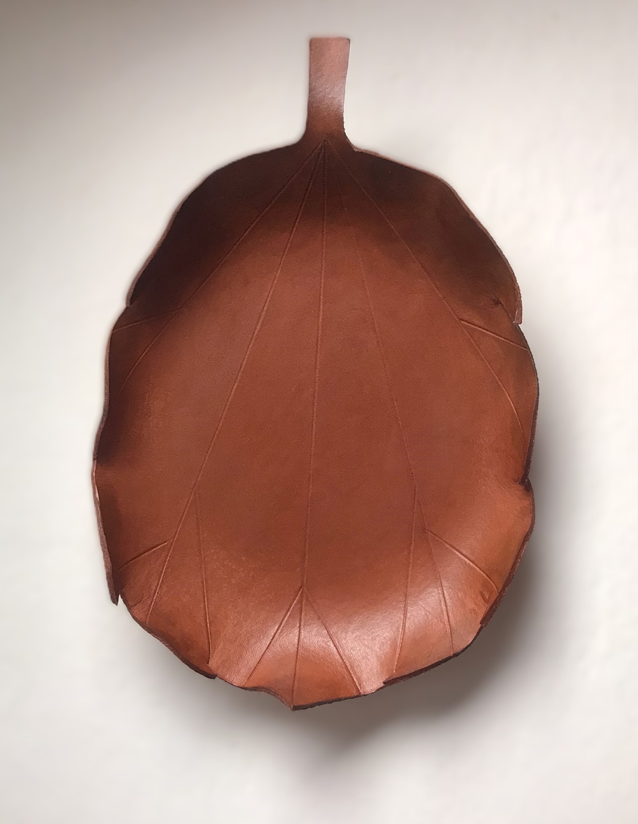 Kožená miska - List